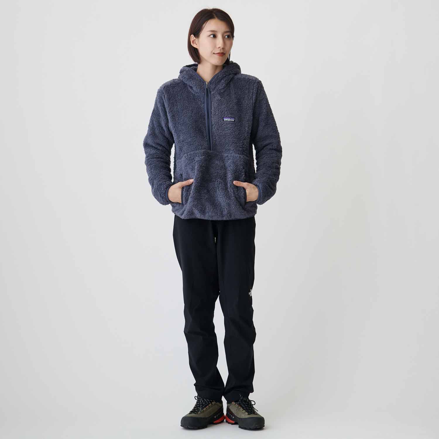 patagonia（パタゴニア）/ロスガトスフーデッドプルオーバー/ネイビー/WOMENS