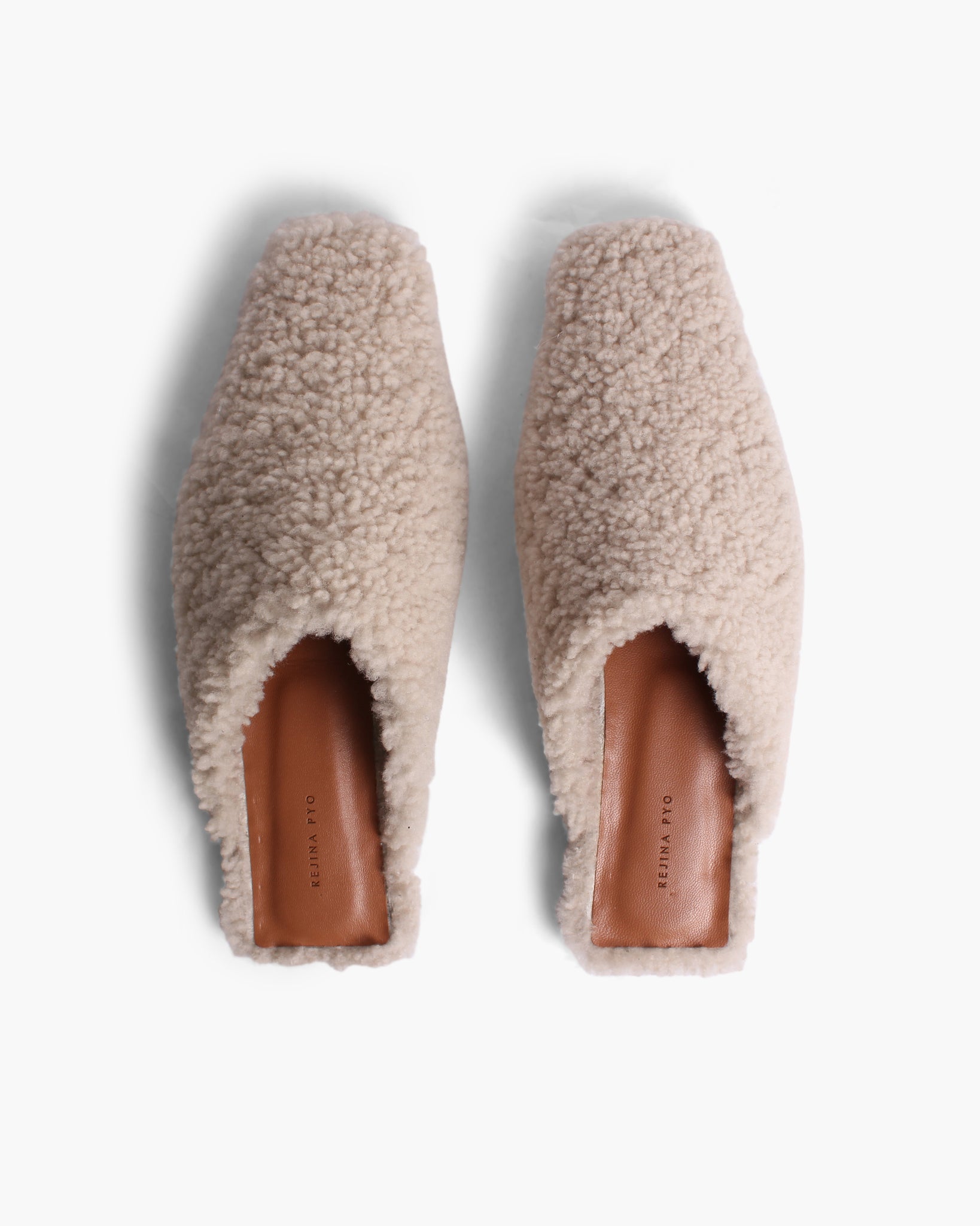 Leo Mules Shearling Ivory – REJINA PYO