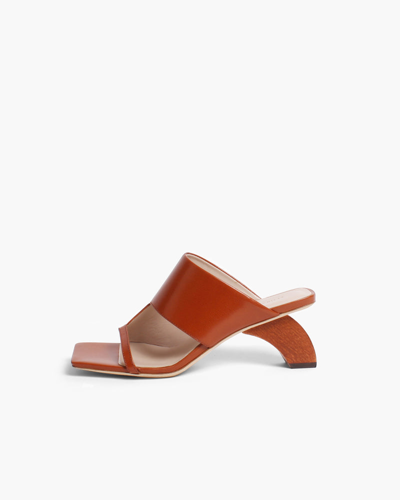 rejina pyo sandal