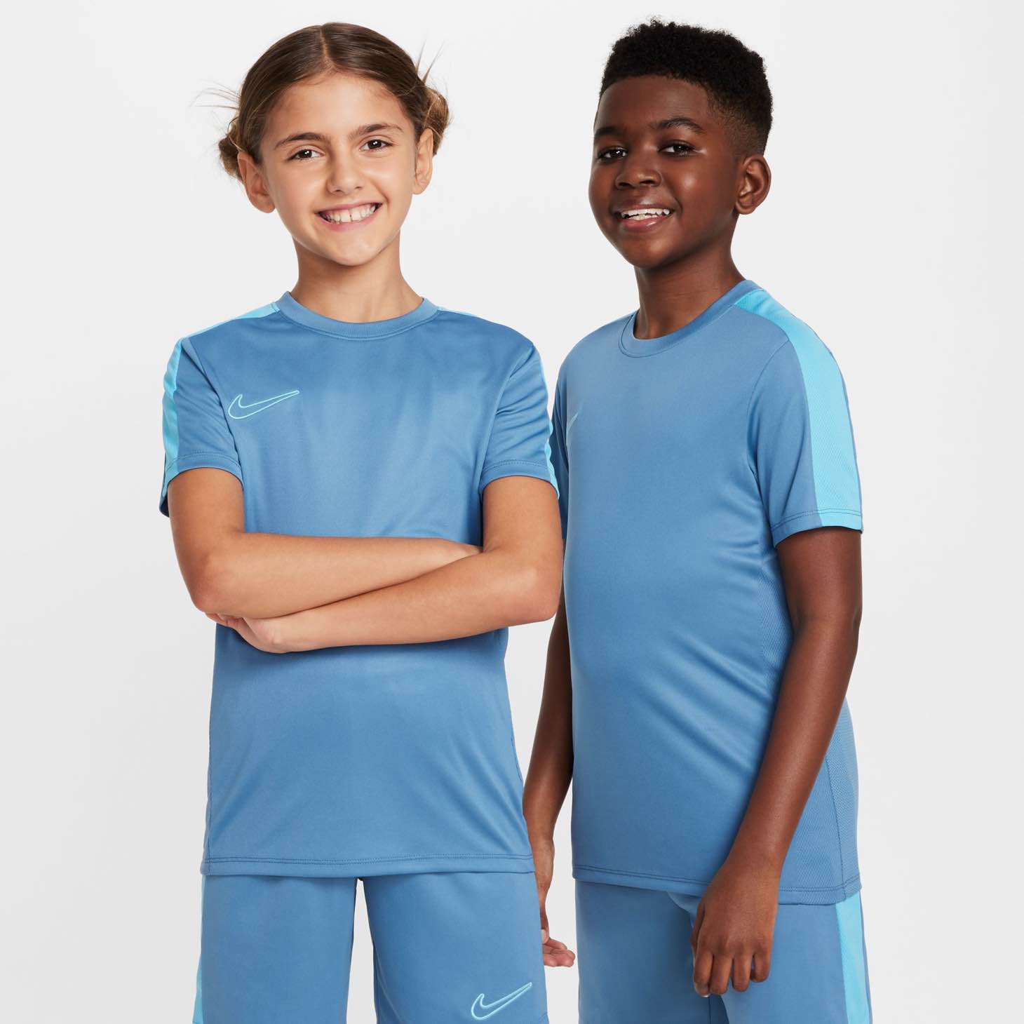 Nike Dri-FIT Academy23 Youth