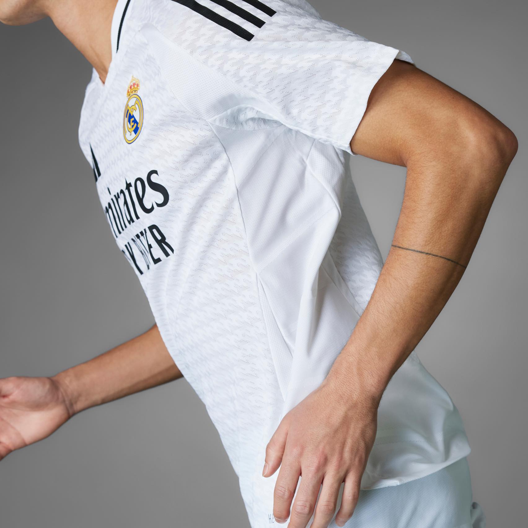 Real Madrid 24/25 Home Authentic Jersey