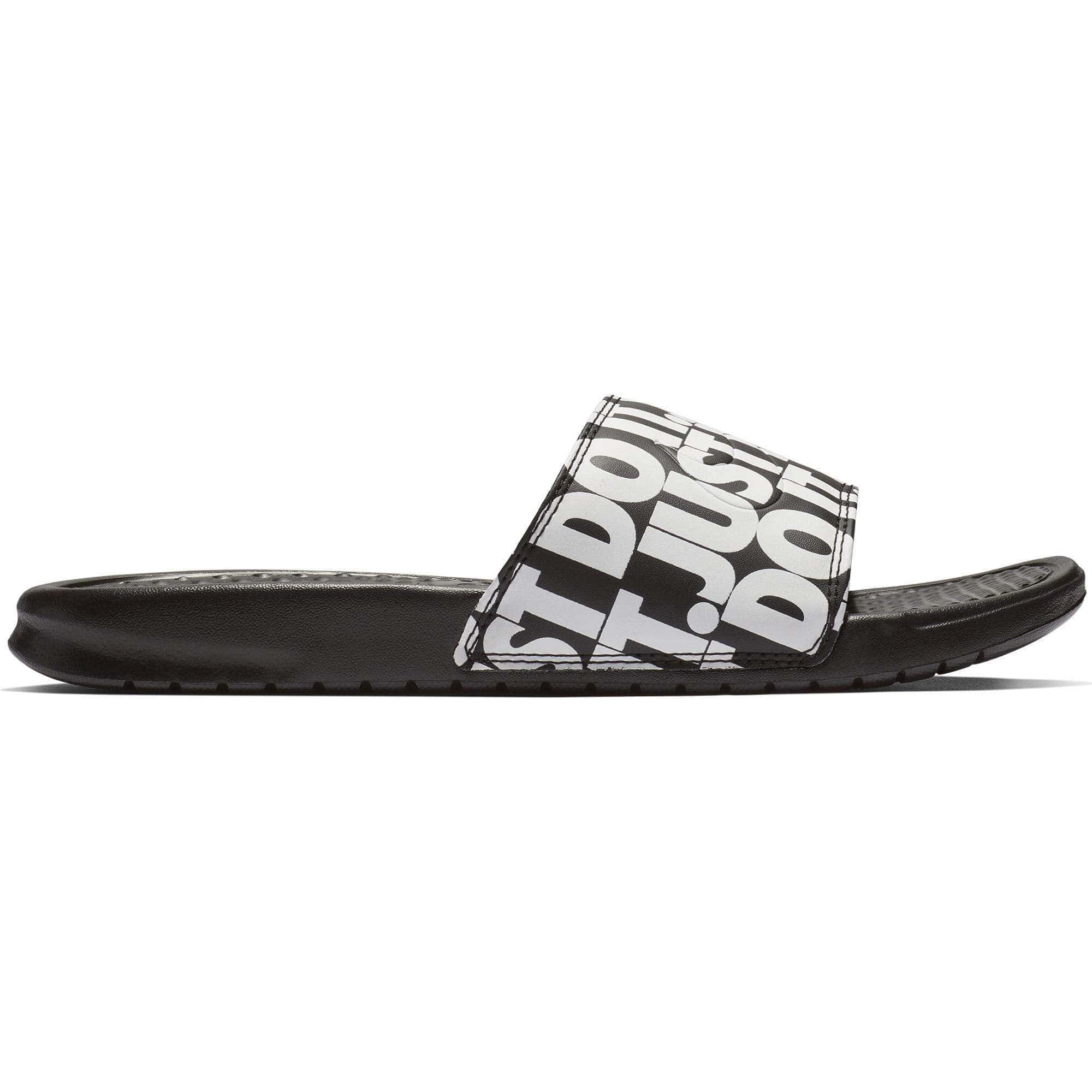 Nike Benassi 