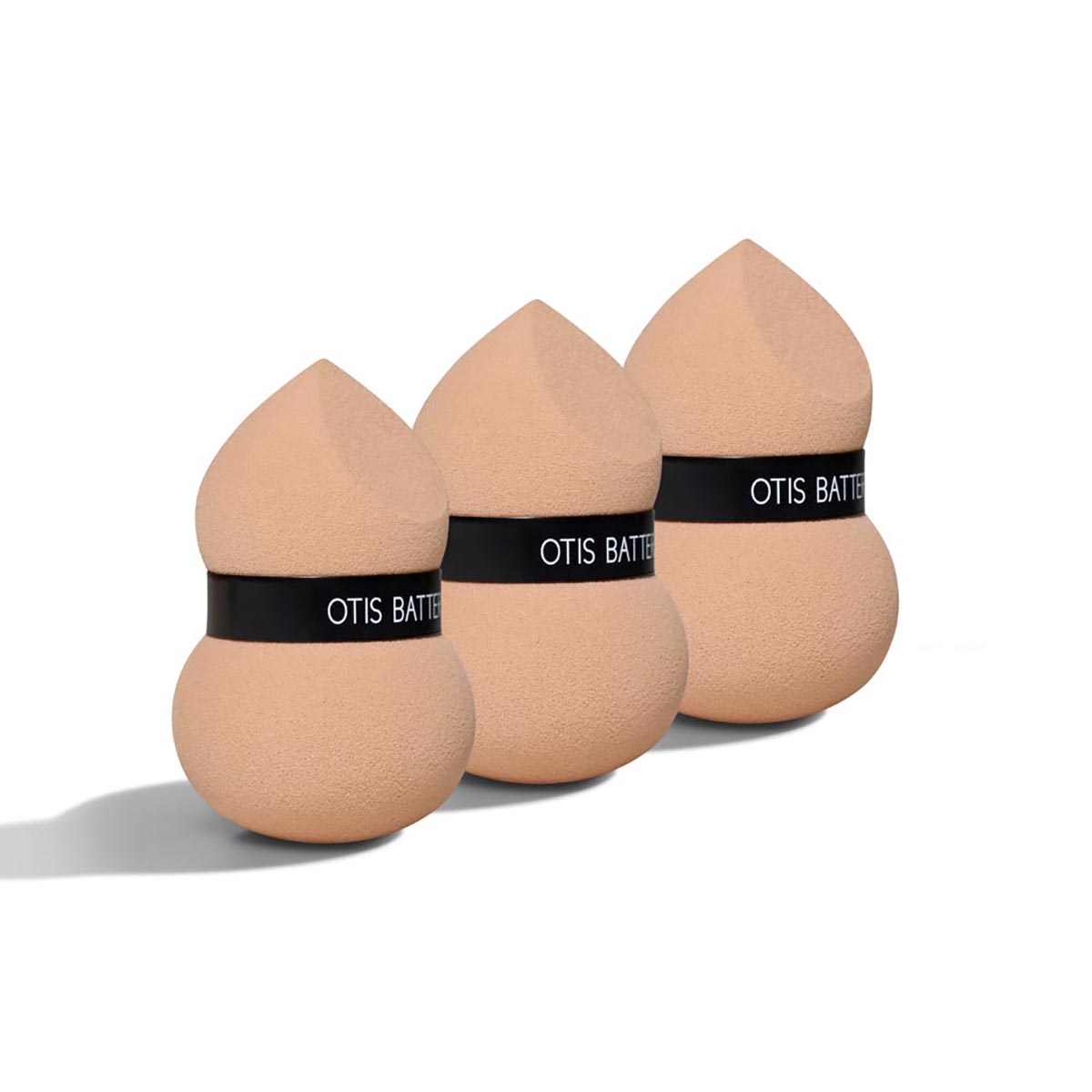 Otis Batterbee Precision Sponges – Each sponge comes with a unique drying band that slides off so you can use it as a stand to store your sponge when wet.