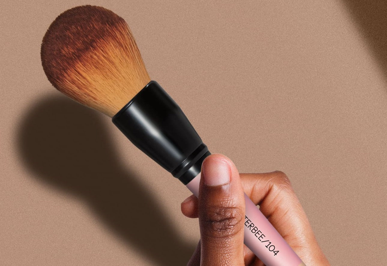 Otis Batterbee Ultimate Face Brush – The Ultimate Face Brush 104 proudly carries the Peta Approved Vegan and Cruelty-Free certification.