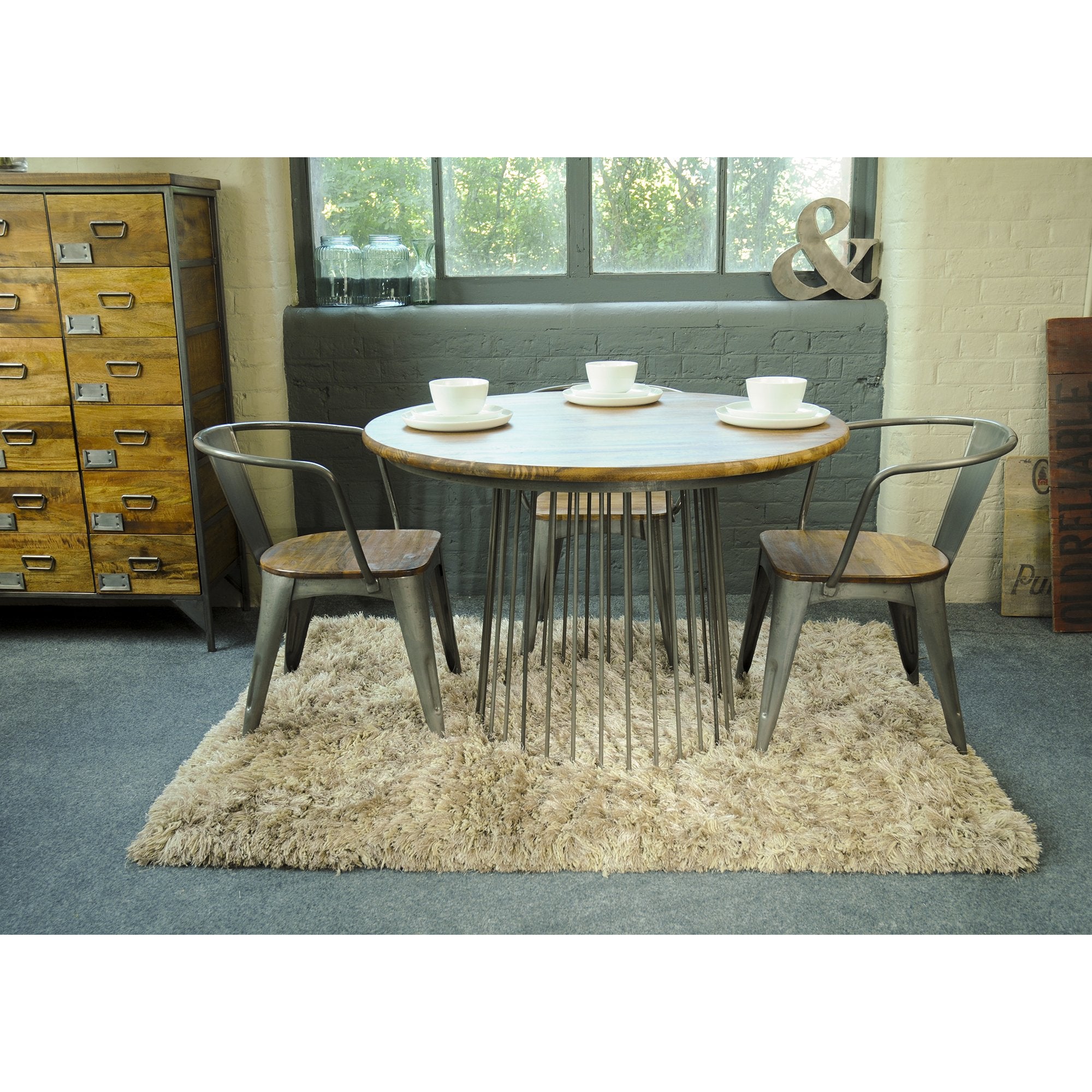 Nadya Dining Table Roomshaped