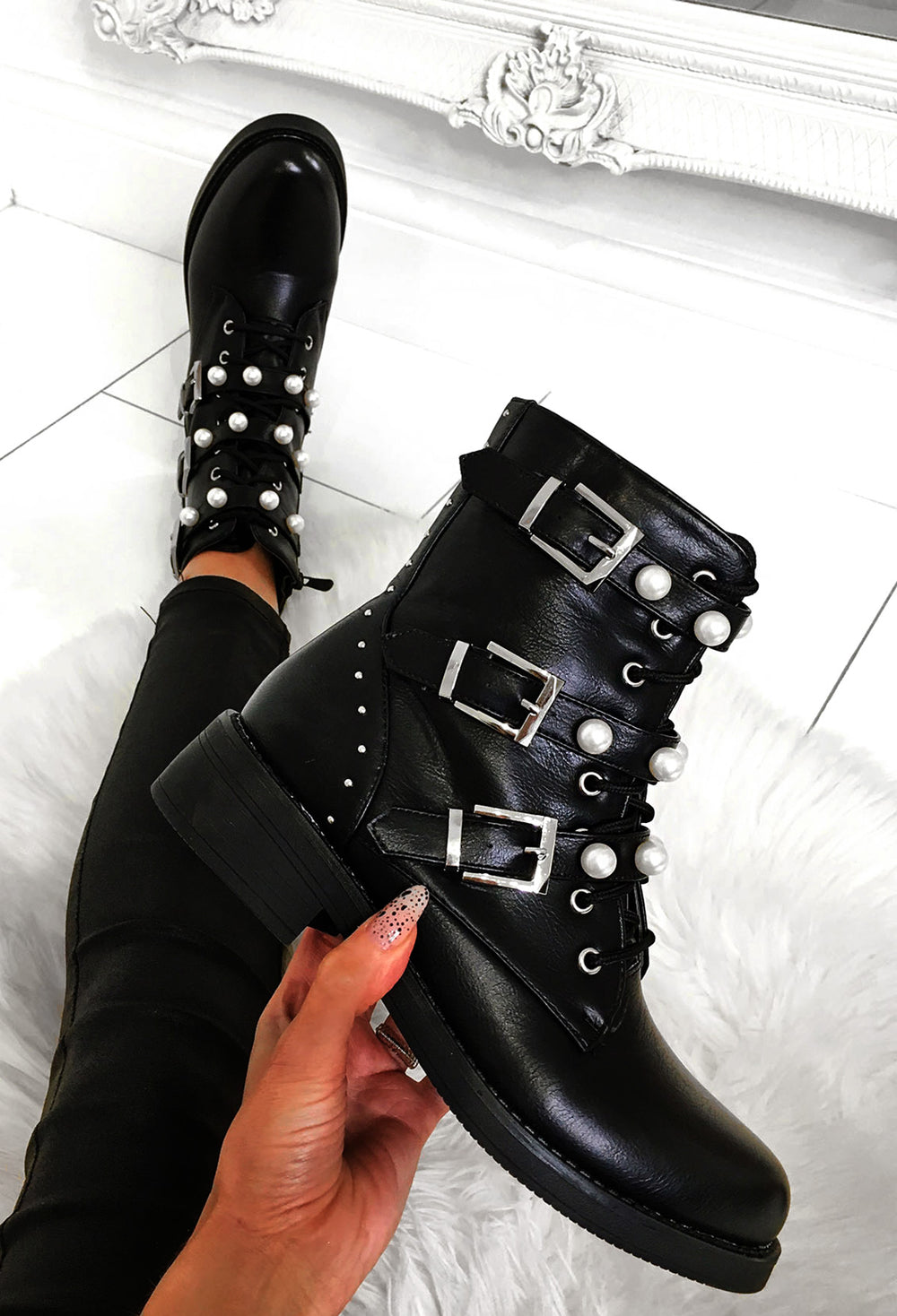 lace up biker boots uk