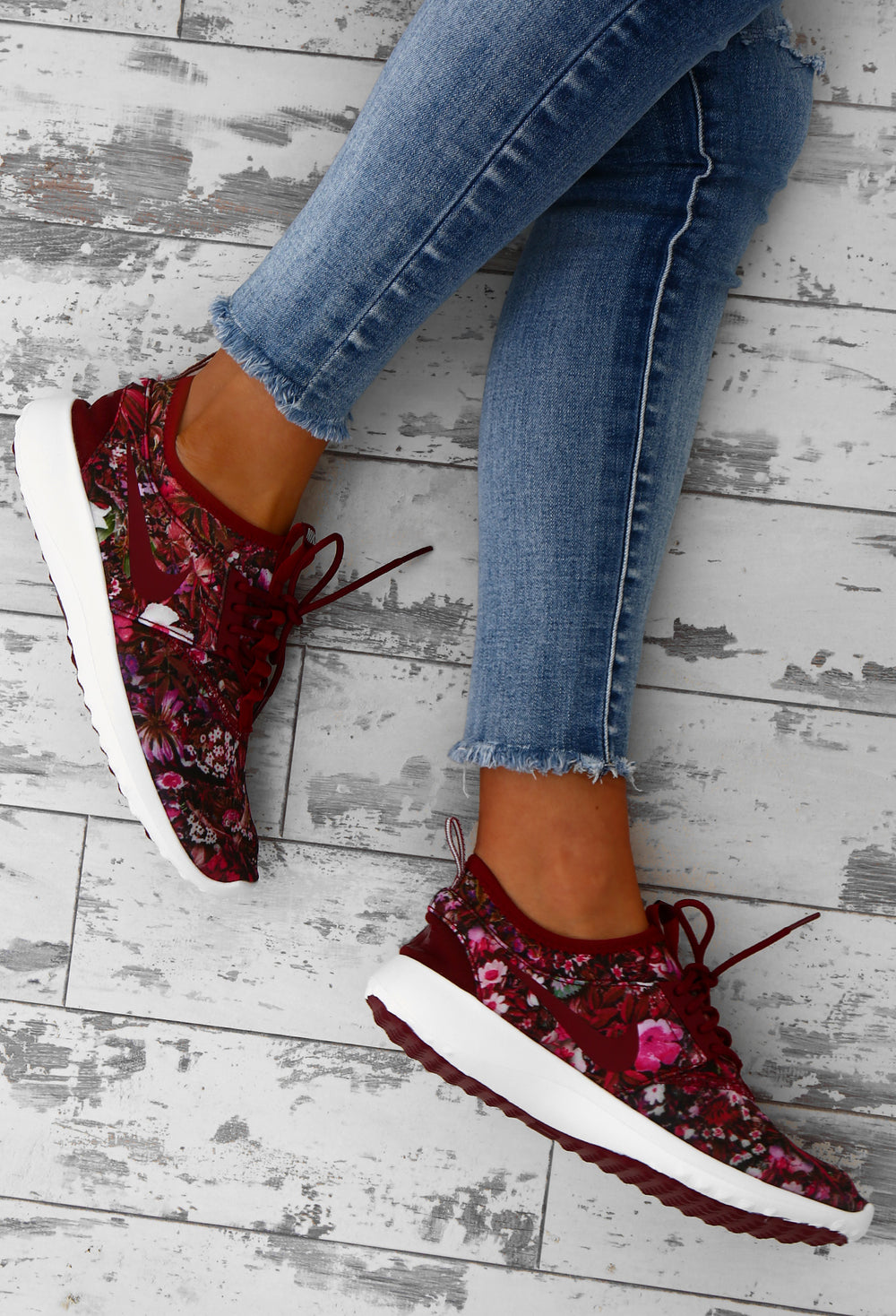 womens floral nike trainers