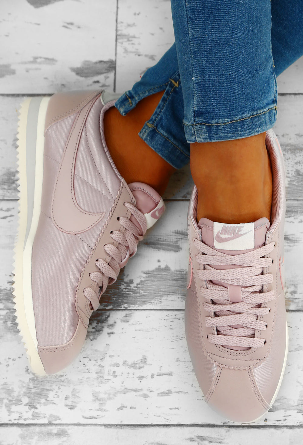 rose pink nike cortez