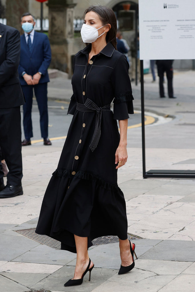 queen letizia black dress