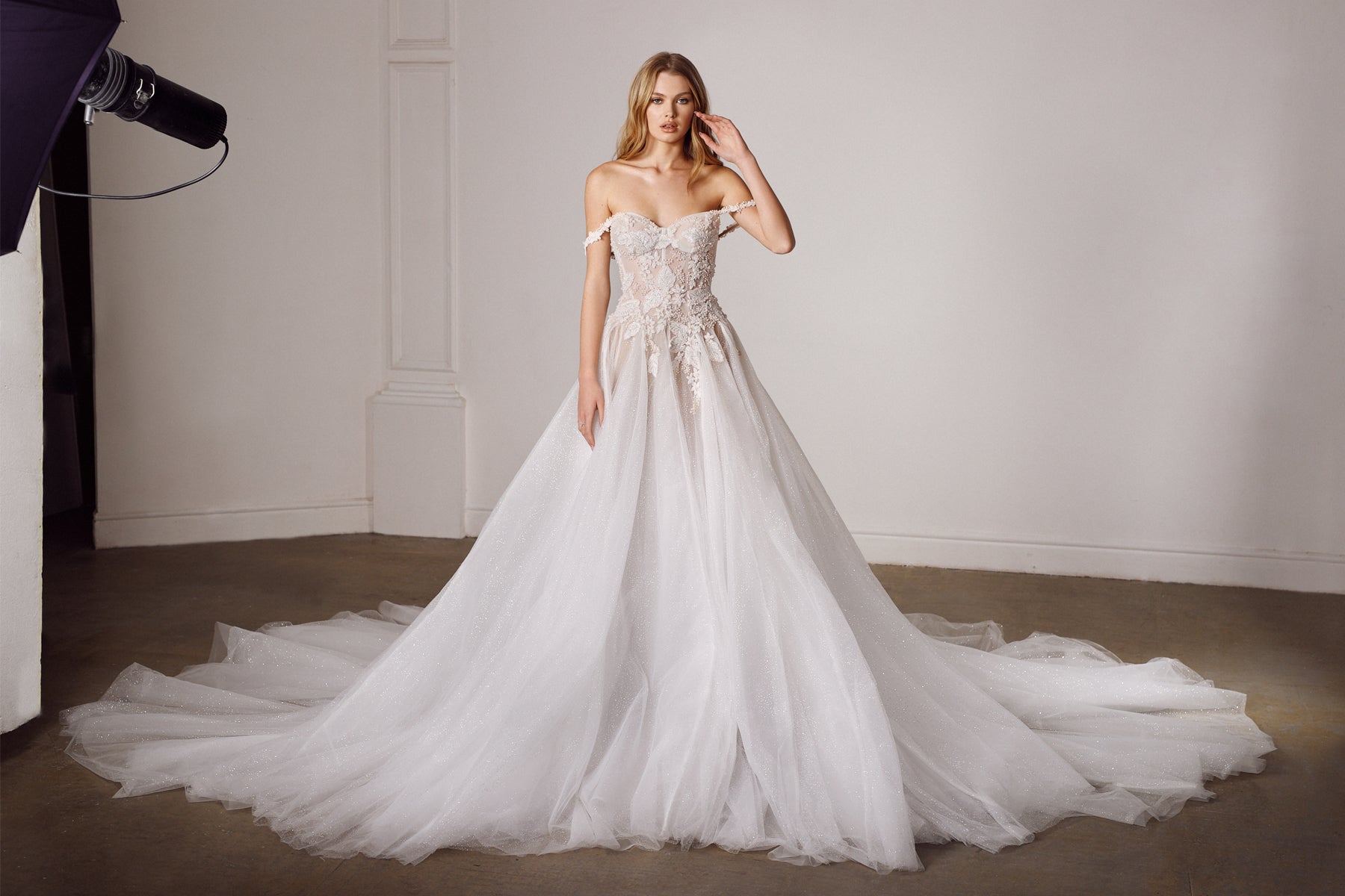 Eternal-Bridal-Galia-Lahav-Haute-Couture-Wedding-Dress-Do-No-Disturb-SS21-8