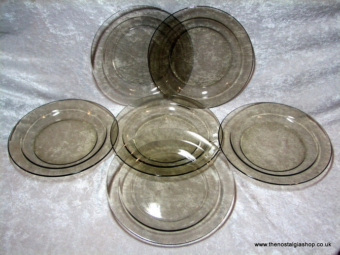 Arcoroc Set Of 6 Glass Plates Medium Size Ref Nos040 The Nostalgia Shop