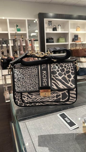 Michael Kors Emmy crossbody – USASHOPDIRECT LLC