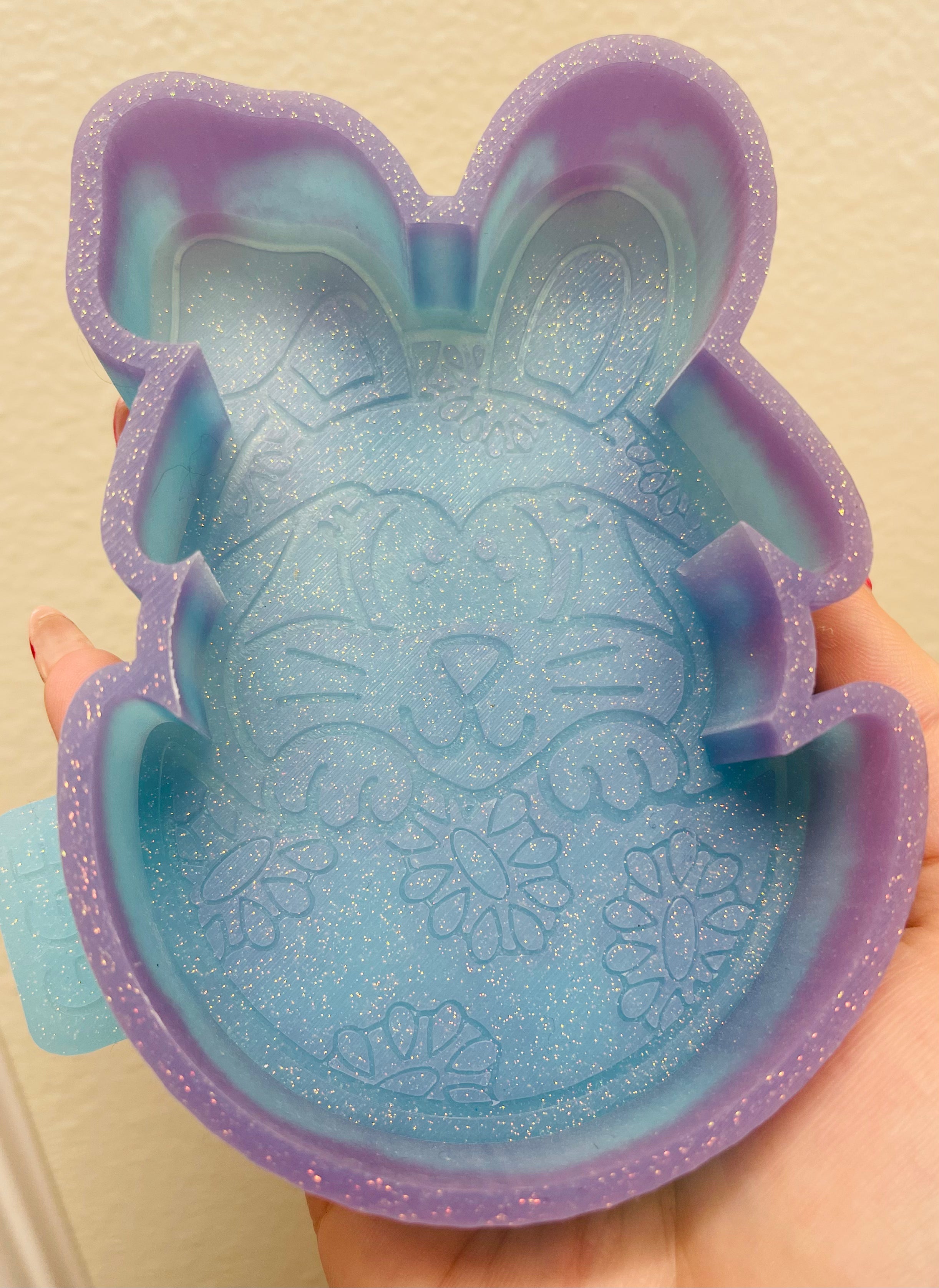 Silicone Mold: Egg Bunny - Concho