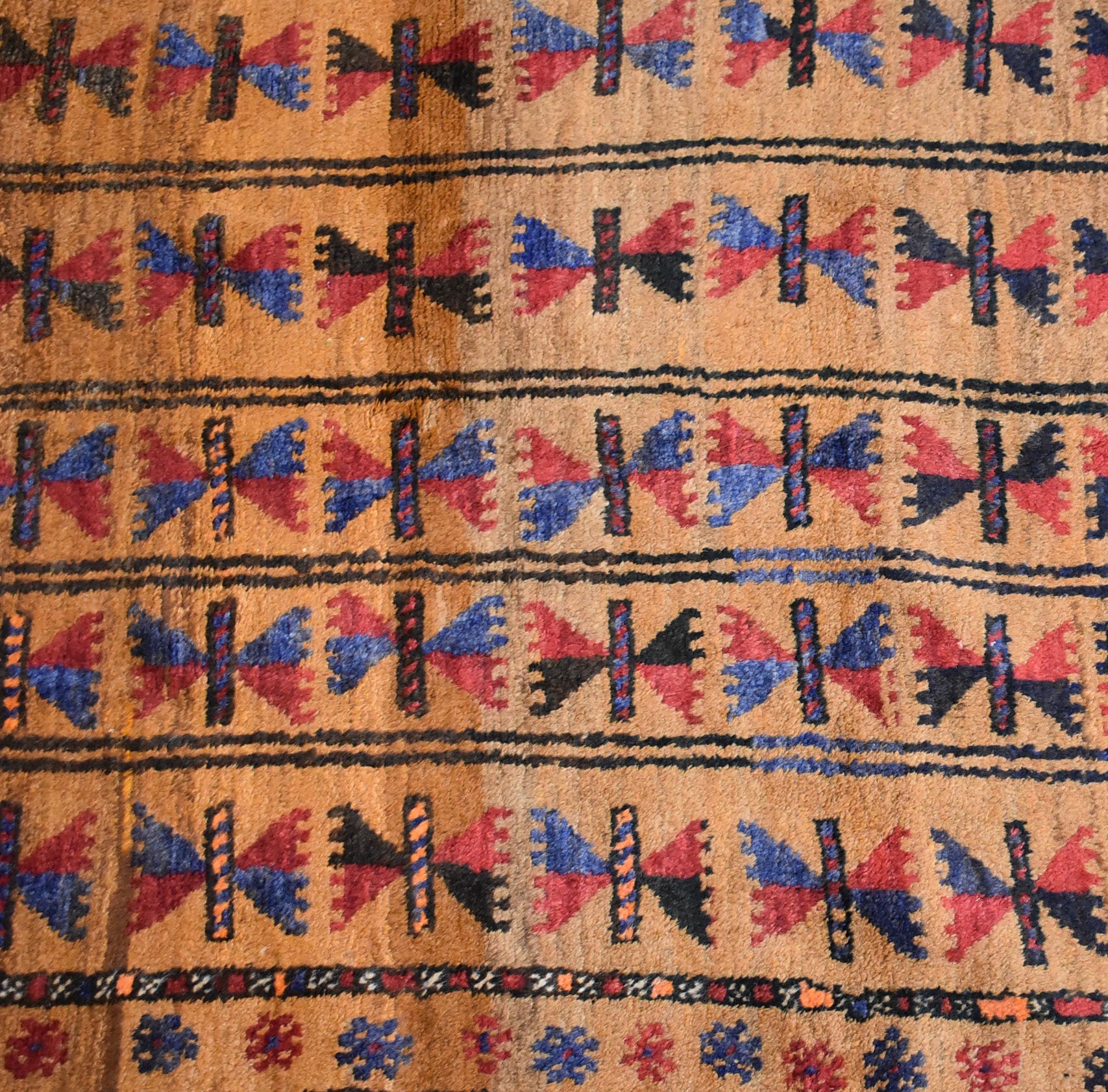 Handmade Old Tribal Shepherd's Rug | 183 x 110 cm | 6' x 3'6"
