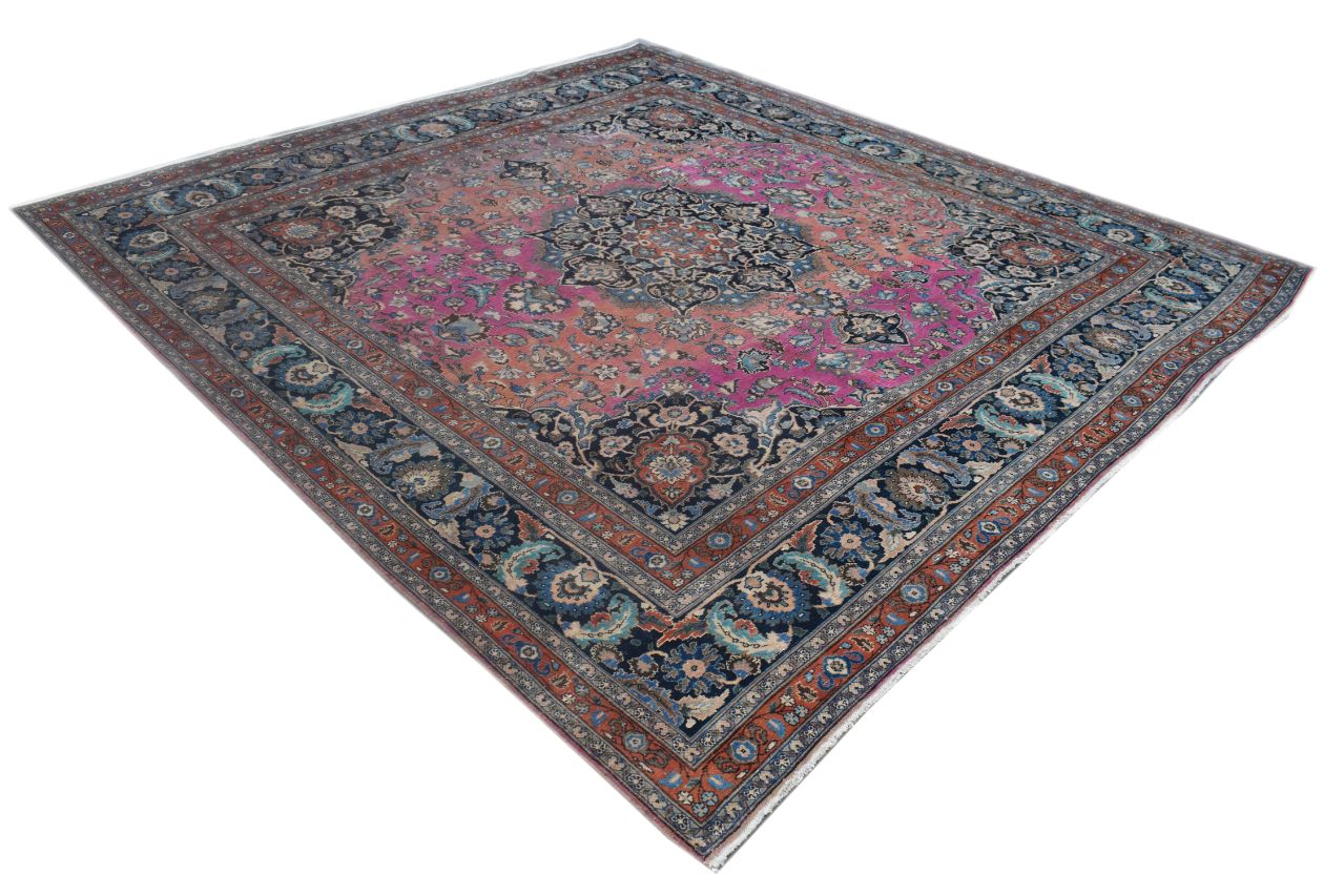 Handmade Vintage Tribal Persian Rug | 297 x 292 cm | 9'9" x 9'7"