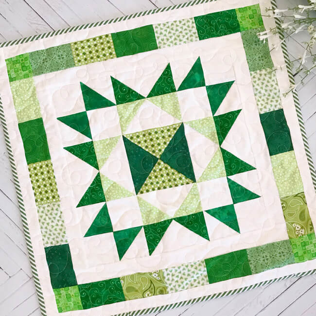 Friday Funday! Free Table Top Quilt Patterns Quilt Therapy