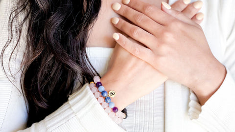 What Hand Should I Wear My Crystal Bracelet On? – The Crystal Avenues