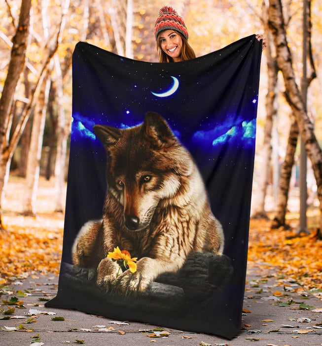 Wolf with sunflower in winter night blanket - GIFTCUSTOM