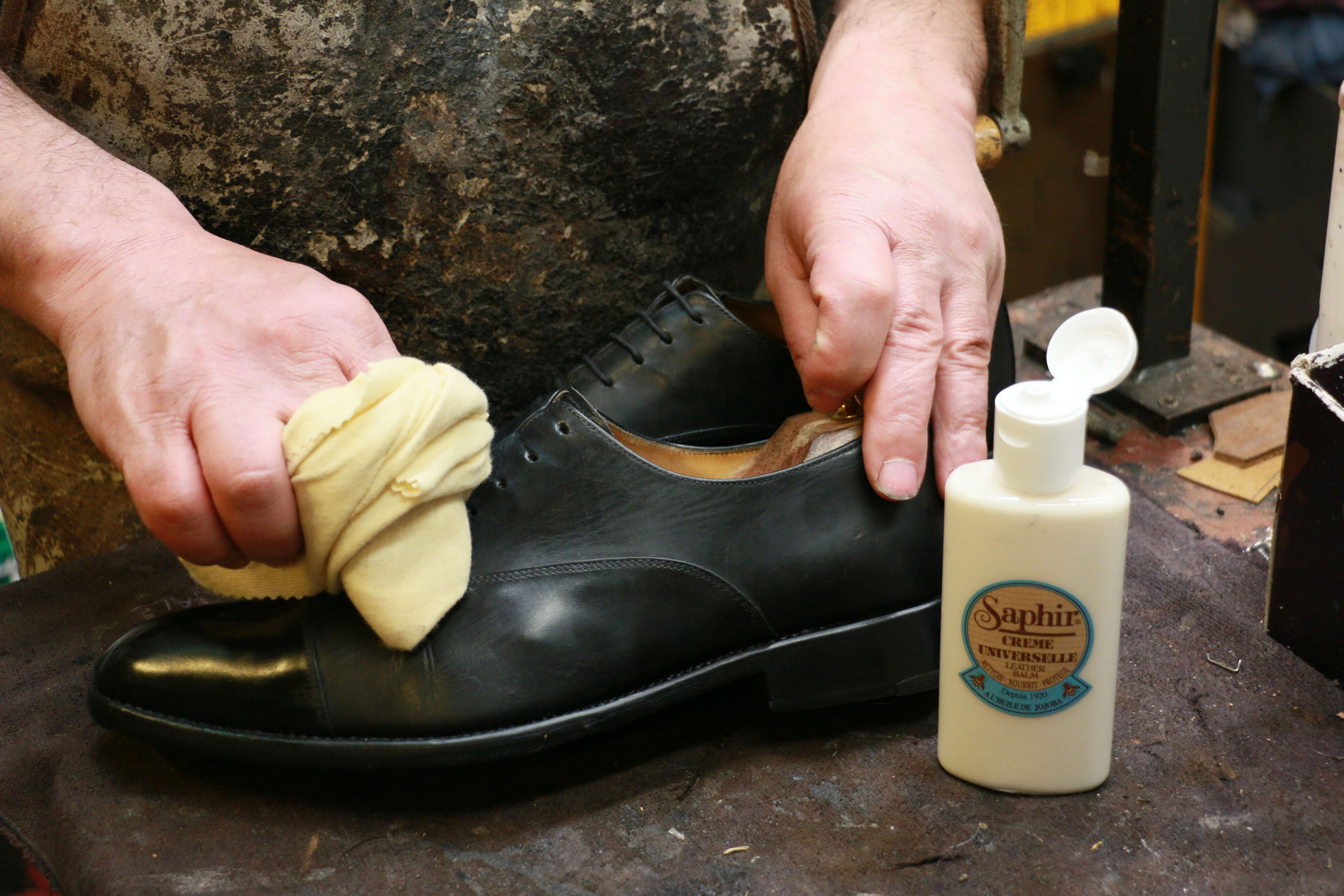 Entretien : Prendre soin de ses chaussures en cuir lisse