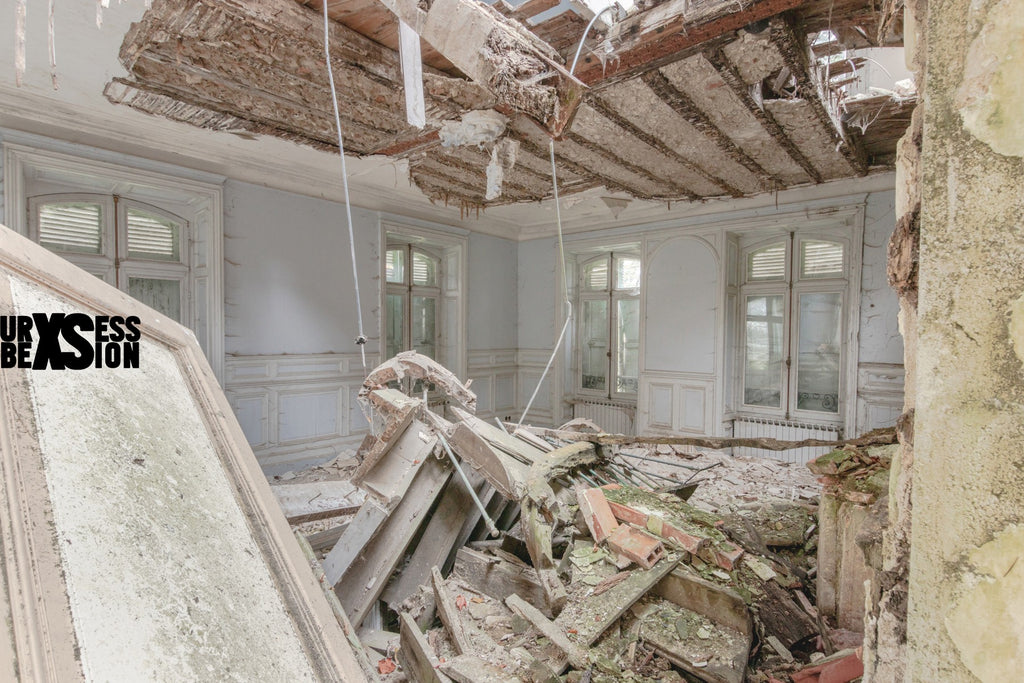 urbex carte découverte d'un vieux château du 12e siècle abandonné et détruit