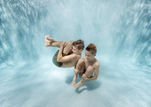 Underwater portrait of 2 boys | Liz Harlin