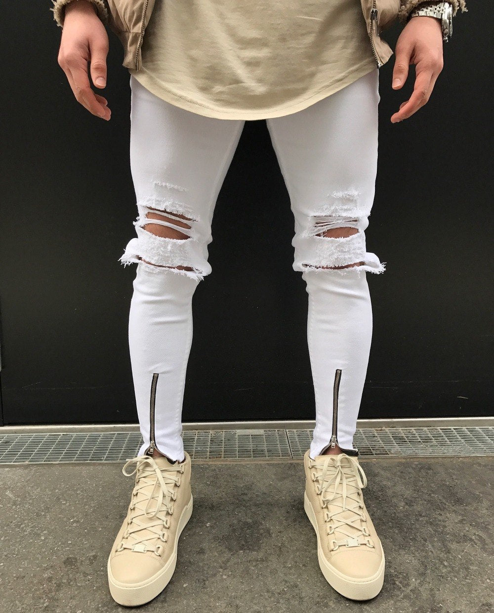 white skinny jeans ripped knee