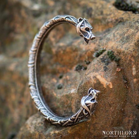 Viking Bear Armring, Modern handcrafted Norse jewelry - Northlord (6)