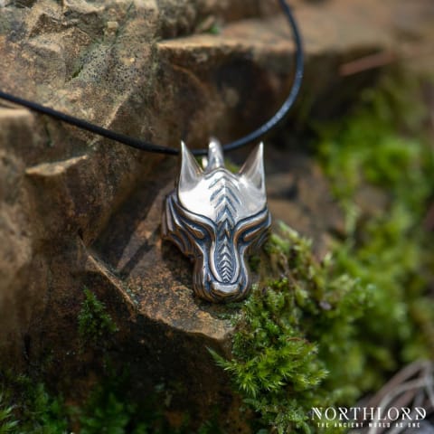 Viking Wolf Pendant, Bronze - Northlord