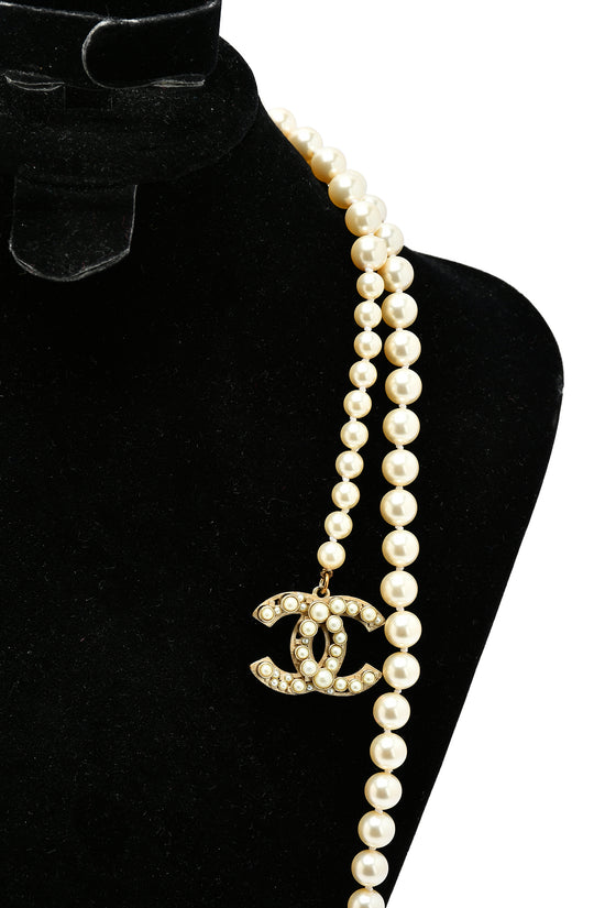 Shop CHANEL ICON CHANEL Classic CC Pearl Necklace Choker 100th Anniversary  by FrejaZee | BUYMA
