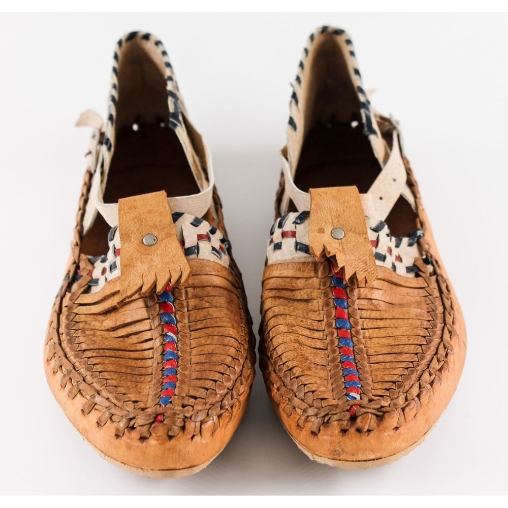 mens leather mocs