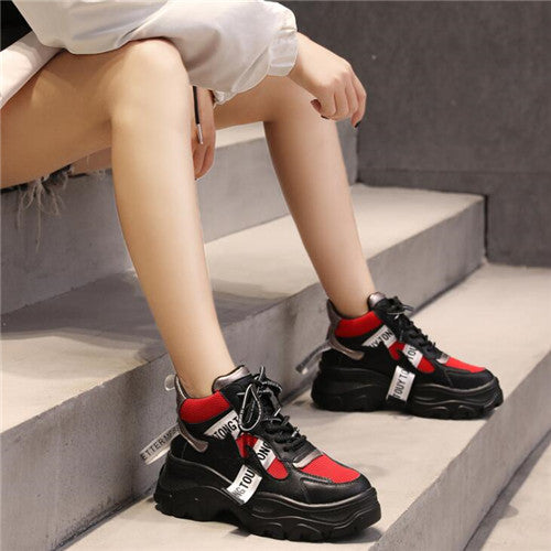 chunky sneakers fashion