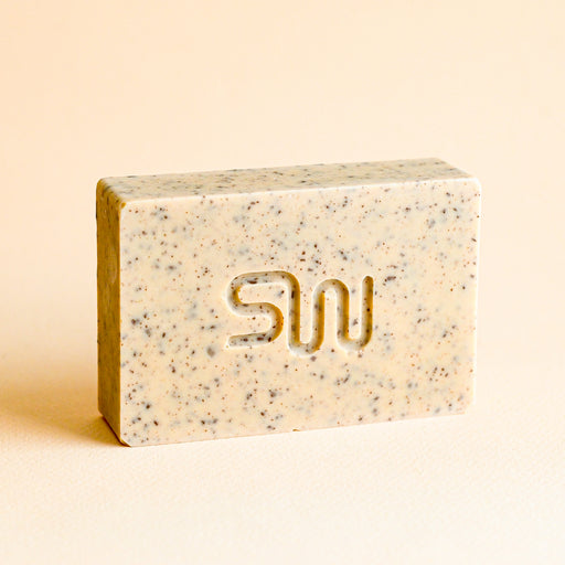 https://cdn.shopify.com/s/files/1/0087/3873/4138/products/silkwater-soap-orange-clove_512x512.jpg?v=1632163743