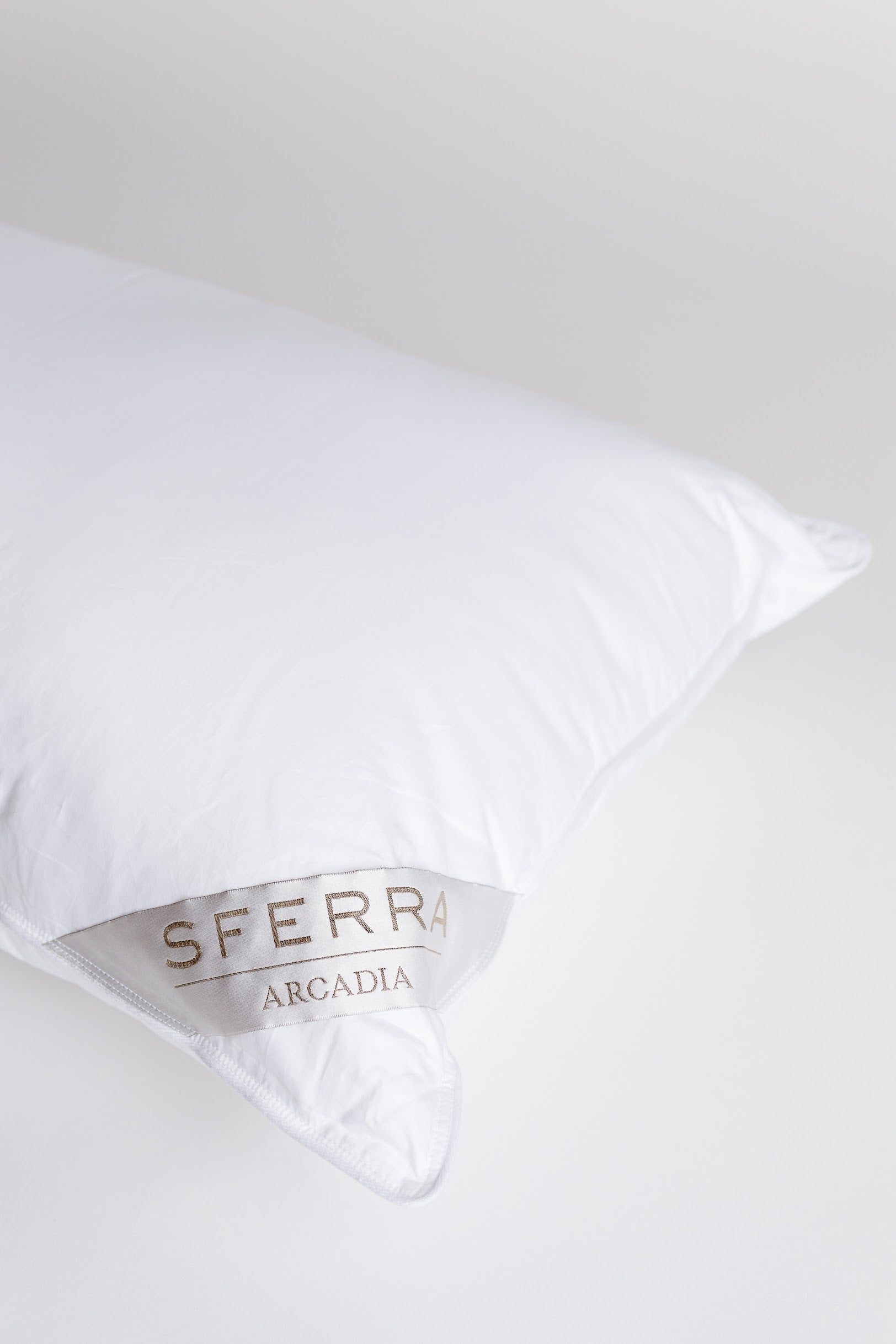 sferra arcadia pillow