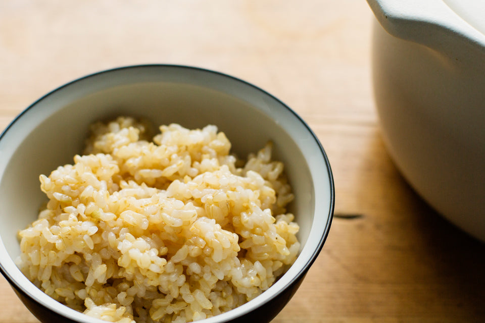 Brown rice in a bowl 