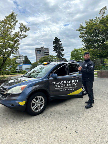 Blackbird Security protects all Canadian industries from warehouse security, retail security, hotel security, construction site security, office site security, and condominium security with mobile patrol security