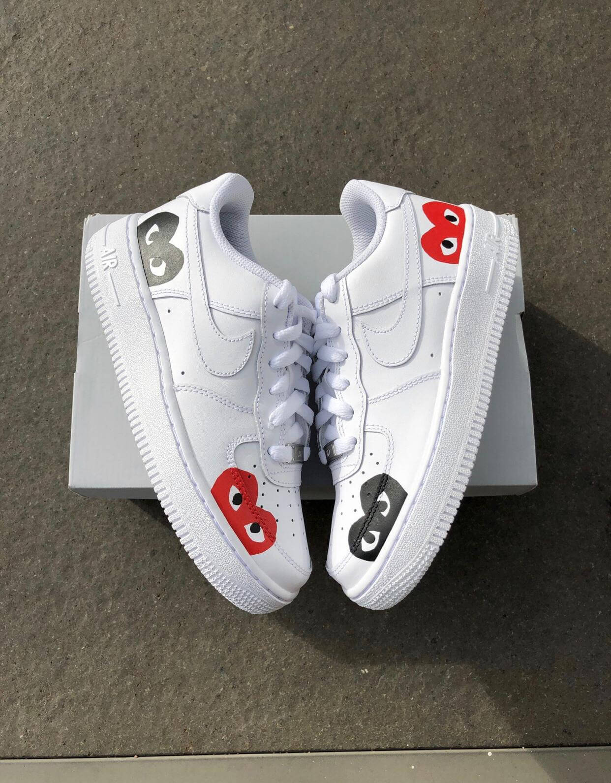 nike air force 1 with heart