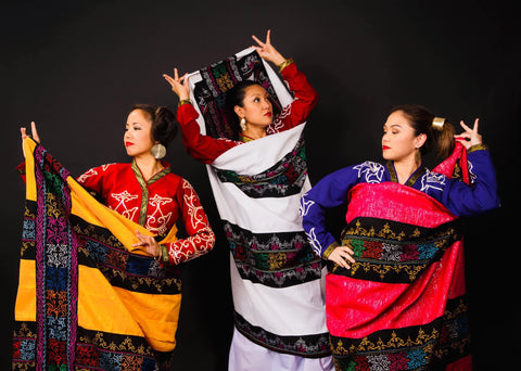 Parangal Dance Company (from left: Dio-Ann Valmores, Lydia Querian, Mia Merced)