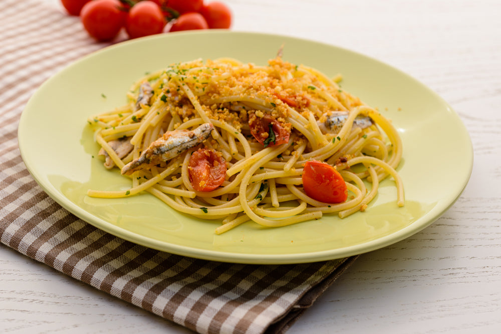 Spaghetti with sardines and cherry tomatoes as Heart-Healthy Recipes You Can Make in 30 Minutes or Less