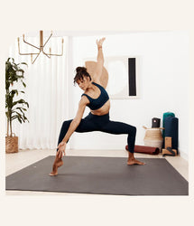 Manduka Pro – Black – YOGALIFE Finland