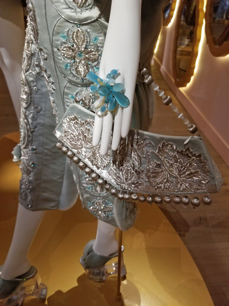 purse detail - Guo Pei