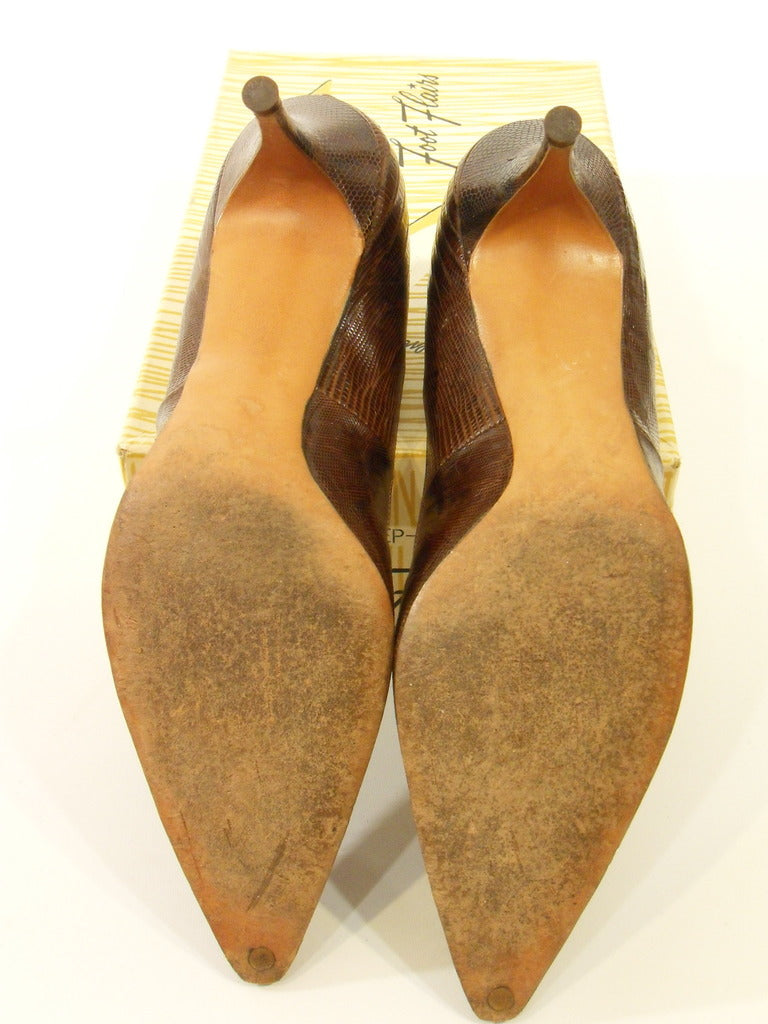True Vintage 1950s Stiletto Shoes - Dark Brown Lizard Pumps – Better ...