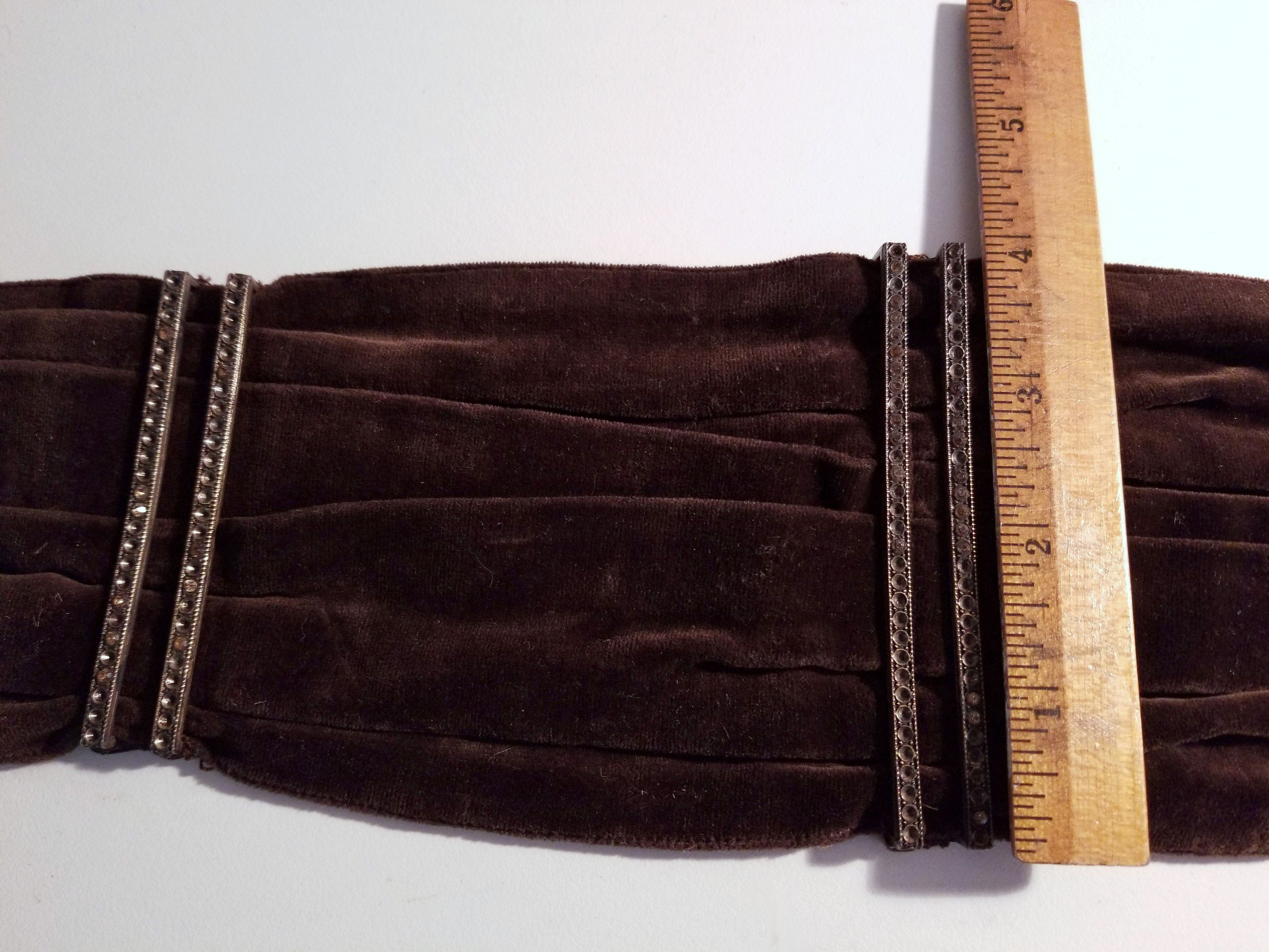 Victorian Belt in Brown Velvet and Genuine Silver – Better Dresses Vintage