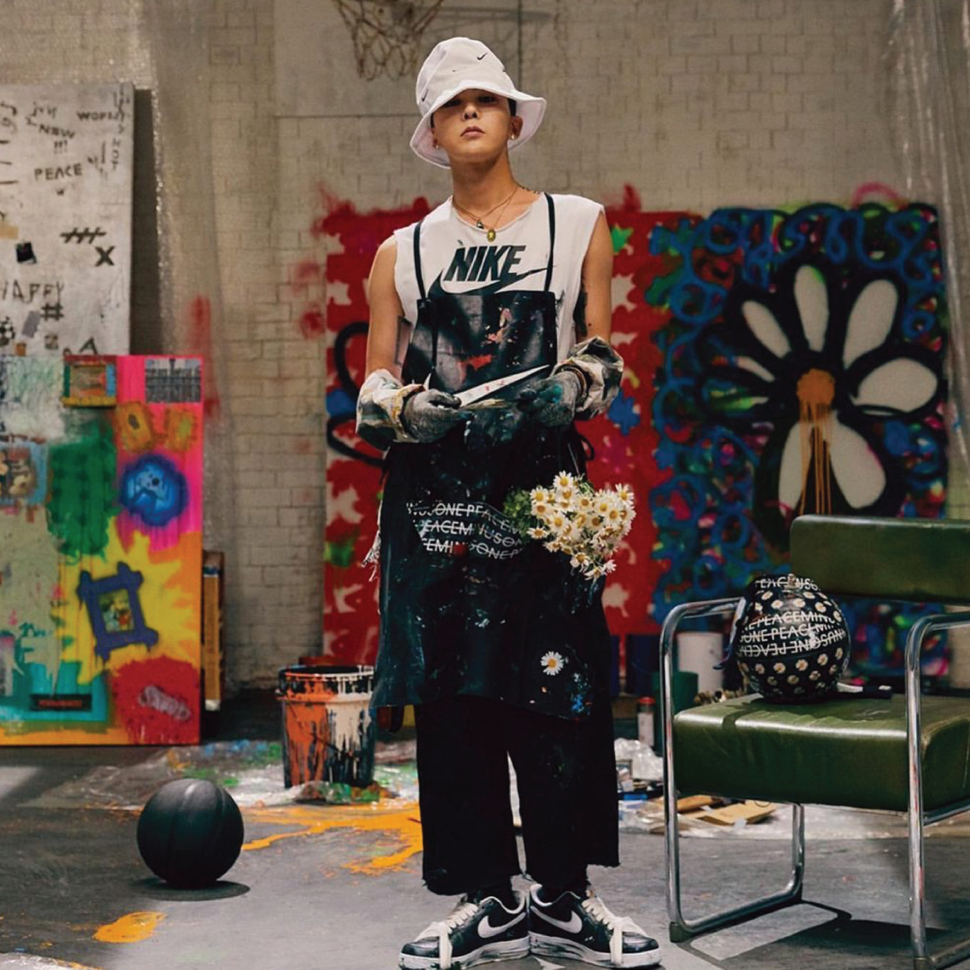 G Dragon S Comeback With Nike And Converse Bobblehaus