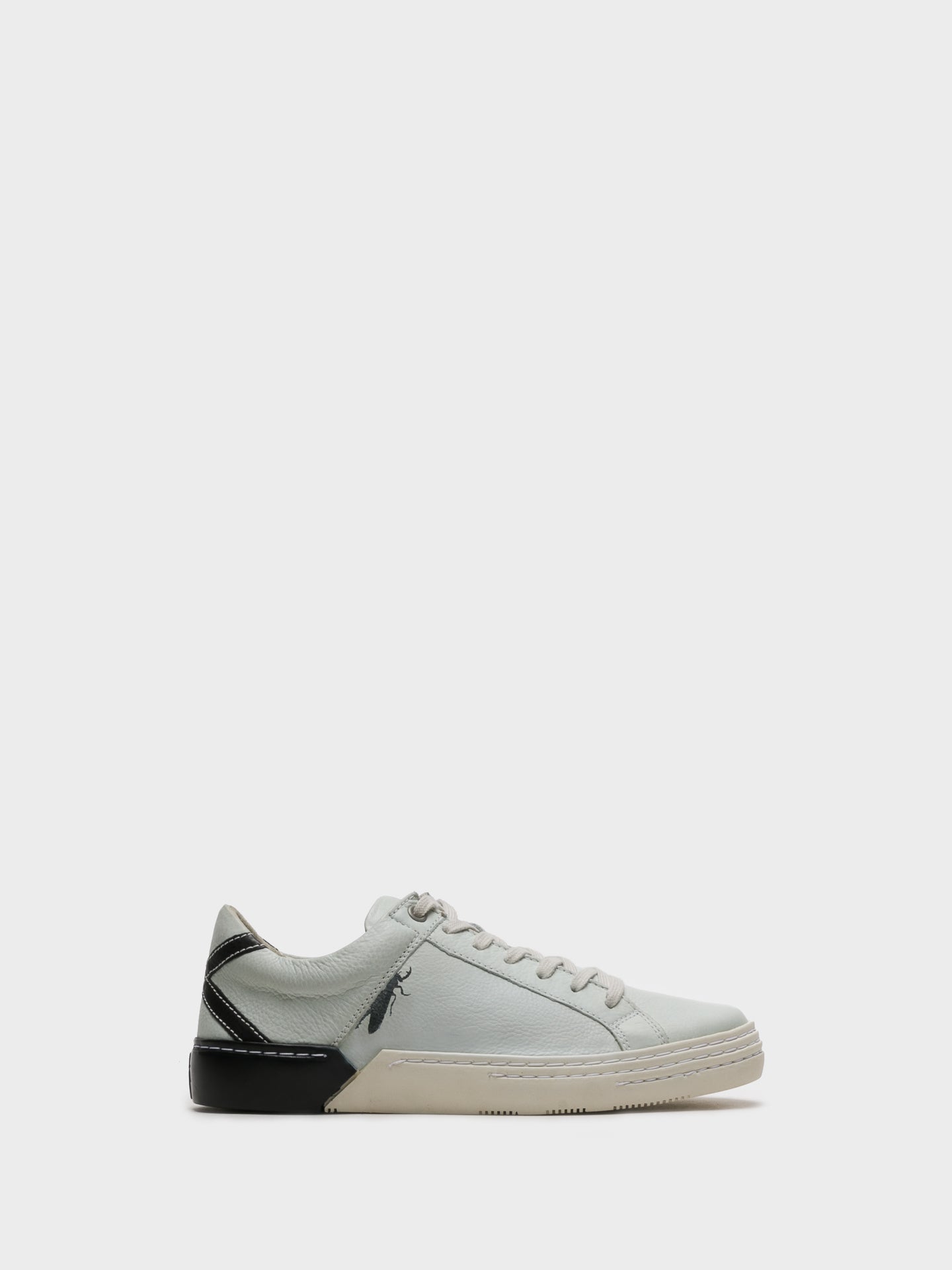 White Lace-up Trainers - Overcube