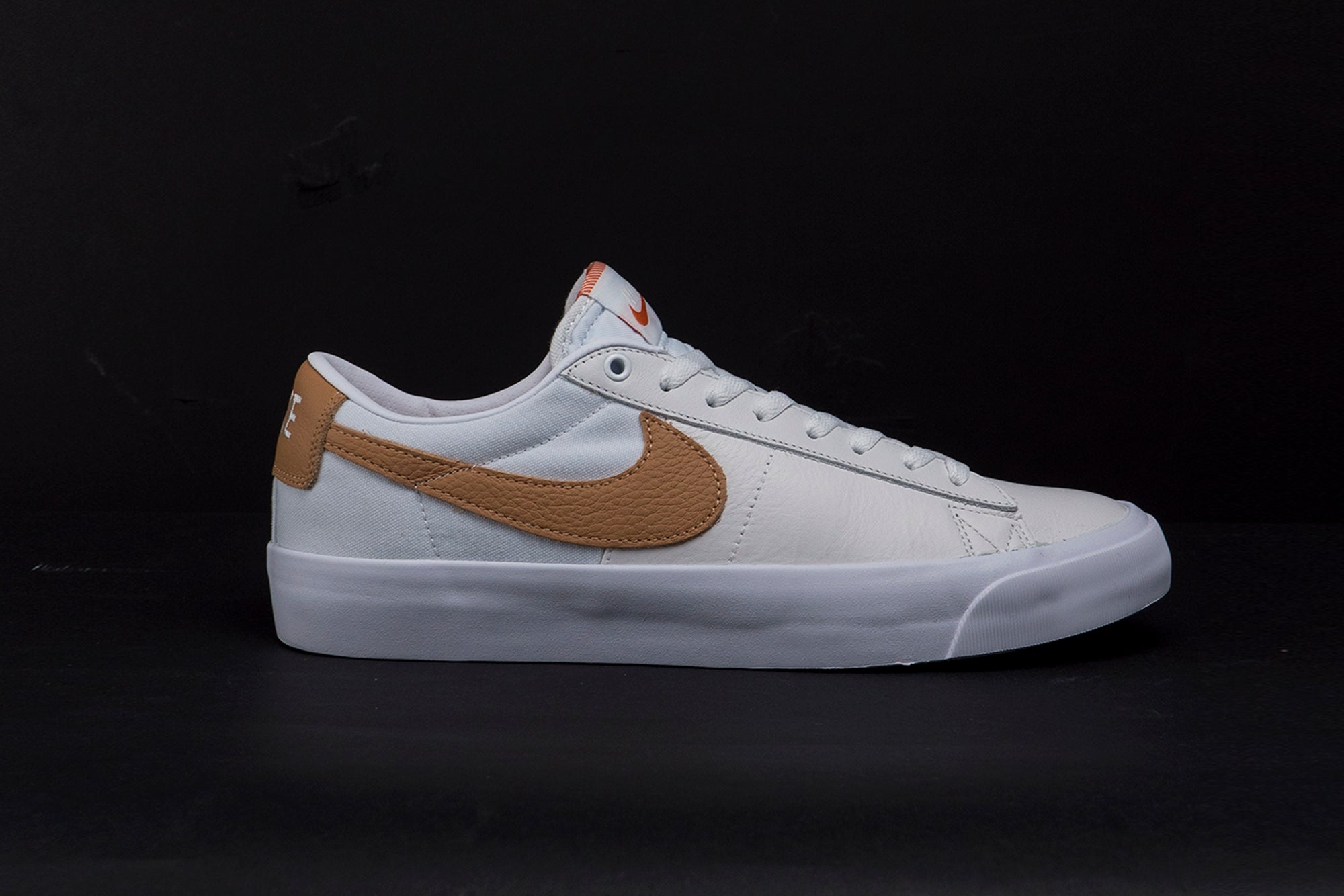 Nike_SB_Zoom_Blazer_Low_Pro_GT_ISO_Shoes_White_Light_Cognac_2