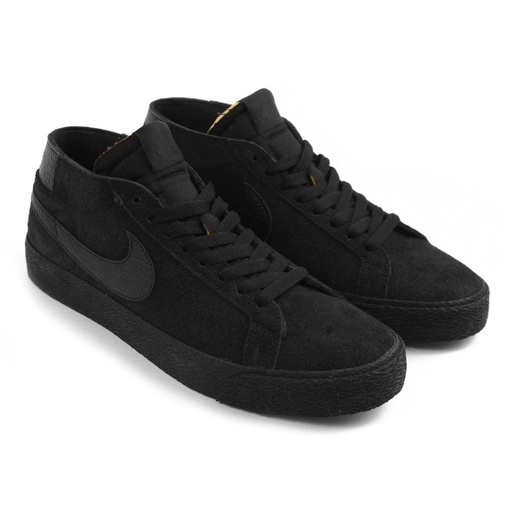 nike sb blazer chukka black