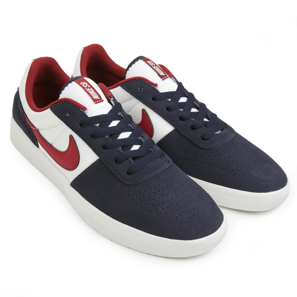 Emborracharse giratorio Avispón Team Classic Shoes in Obsidian / Team Red - Summit White by Nike SB | Bored  of Southsea