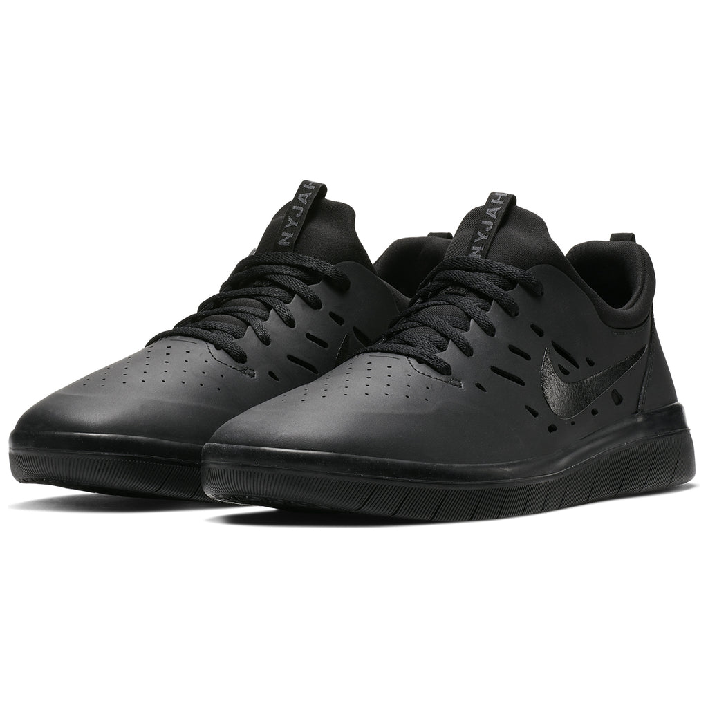 nike sb nyjah free triple black