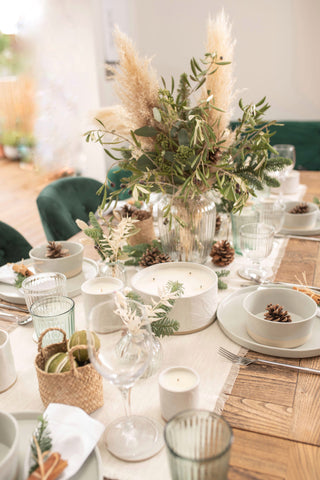 Christmas table styling