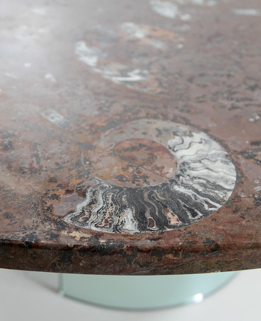 A stunning hand-crafted fossil marble and quartz round tabletop for sale for luxury dining measuring 1.2 meters